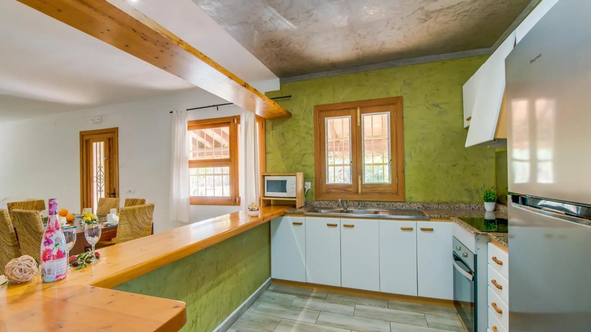 Spacious Country House With Garden Alcúdia