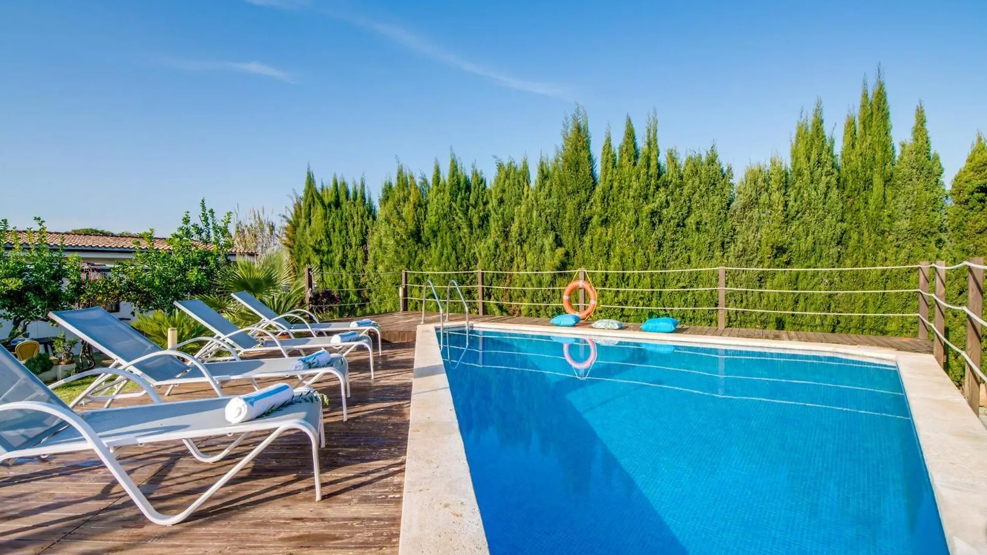 Сasa de vacaciones Spacious Country House With Garden Alcúdia