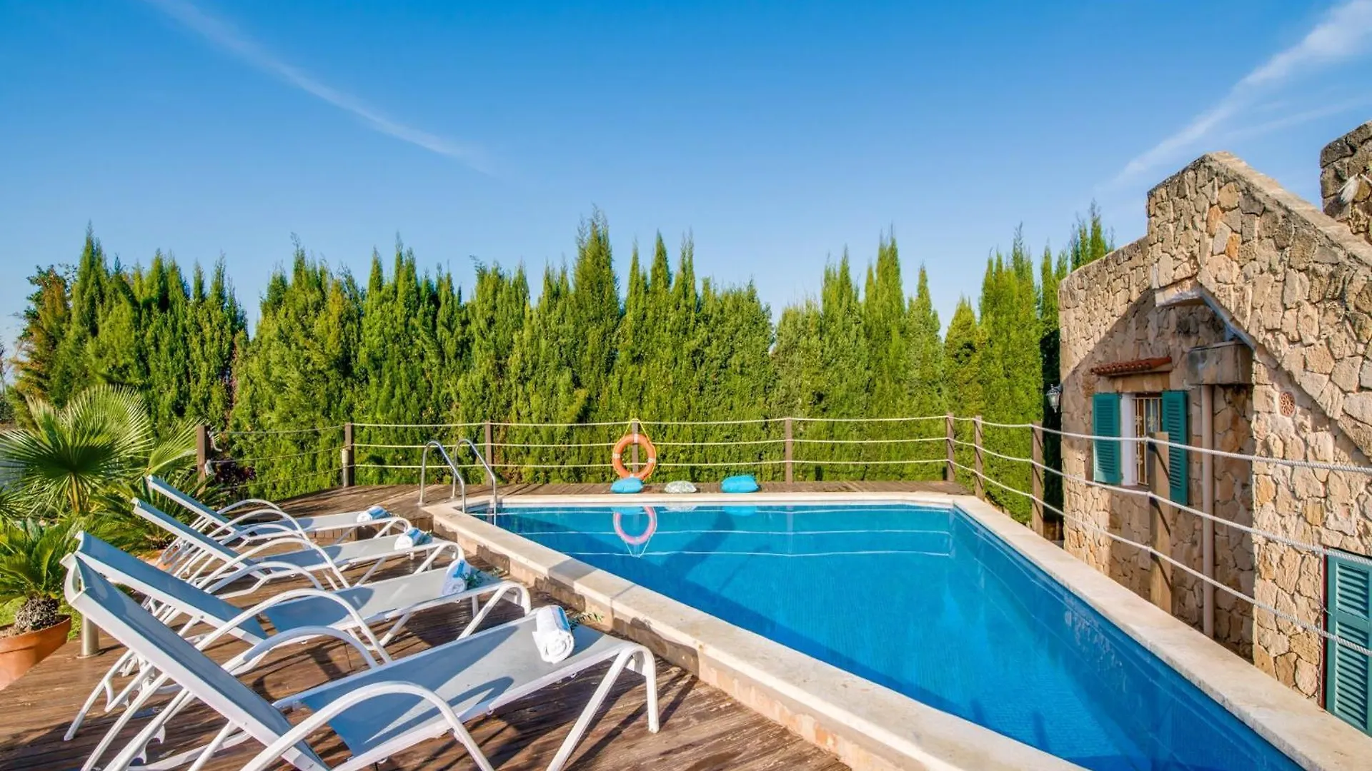 Spacious Country House With Garden Alcúdia